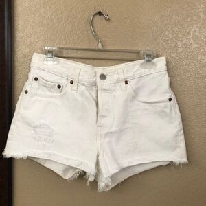 Levi’s White Denim Shorts Size 27